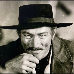 Meet your Posher, Arturo